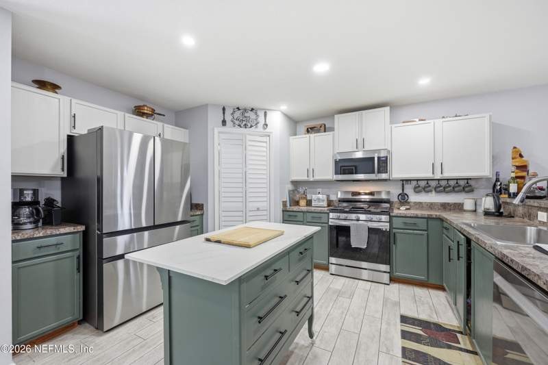 5 bedroom Single Family Residence at 2376 Bonnie Lakes Drive, Magnolia West, Green Cove Springs — photo 5