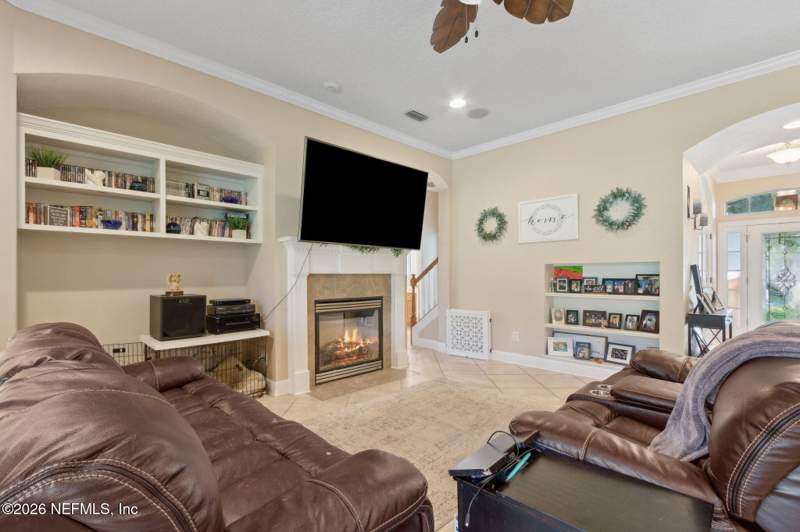 6 bedroom Single Family Residence at 1372 Eagle Crossing Drive, Eagle Landing, Orange Park — photo 5