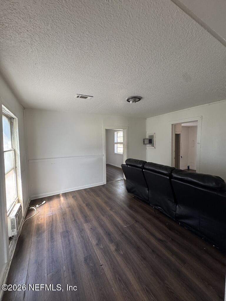 3 bedroom Single Family Residence at 1767 Broadway Avenue, Heselton, Jacksonville — photo 4