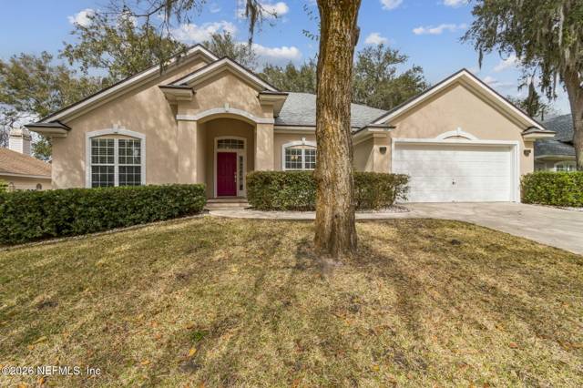 1521 AMELIA Circle