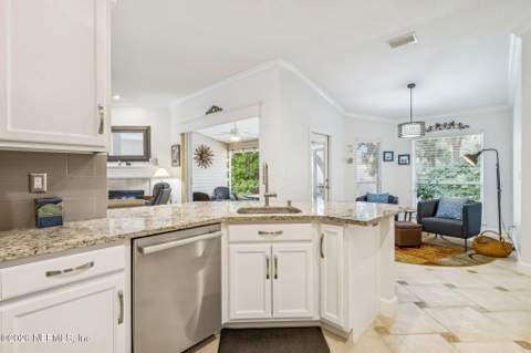 1521 Amelia Circle, Fernandina Beach FL - photo 17 of 46
