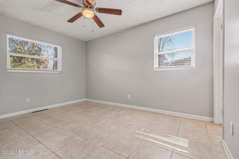 8509 Laurens Road, Jacksonville FL - photo 13 of 19