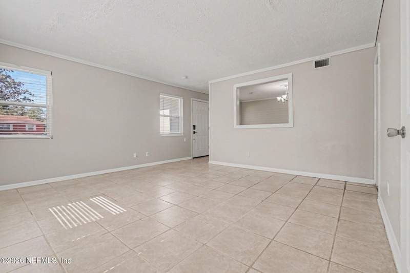 3 bedroom Single Family Residence at 8509 Laurens Road, Harbor View, Jacksonville — photo 2