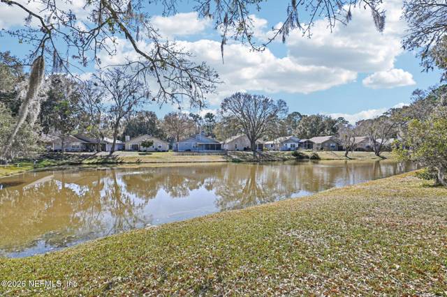 Lake Woodbourne