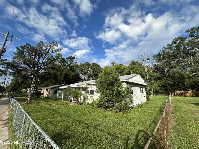 3 bedroom Single Family Residence at 1073 Huron Street, Joe Hammond Park, Jacksonville — photo 5