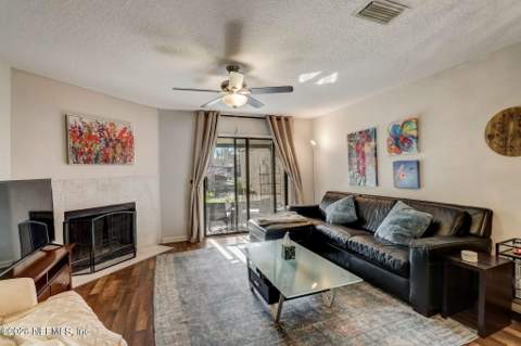 7701 Baymeadows Circle #1078, Jacksonville FL - photo 8 of 31