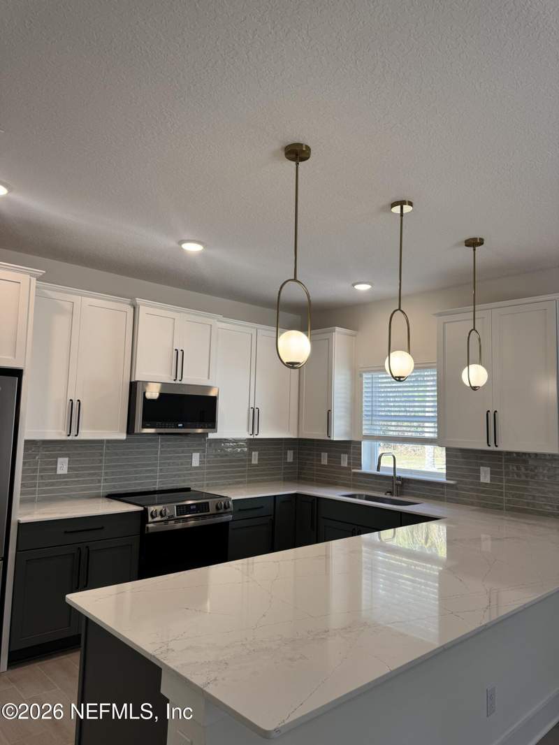 3 bedroom Single Family Residence at 1047 Duval Street, Clark Addition, St. Augustine — photo 2