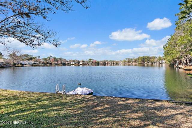 Lake Mandarin Villas