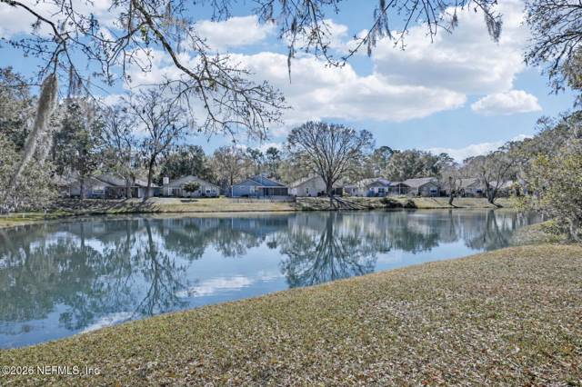 Lake Woodbourne