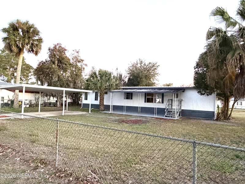 2 bedroom Mobile Home at 235 Alabama Street, Crescent City, Crescent City — photo 1