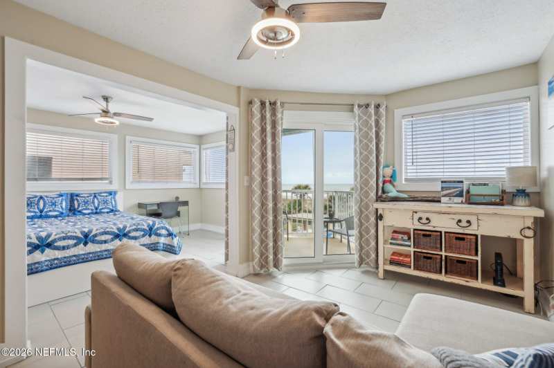 1 bedroom Condominium at 413 1st Street #303, Beachcomber, Jacksonville Beach — photo 1