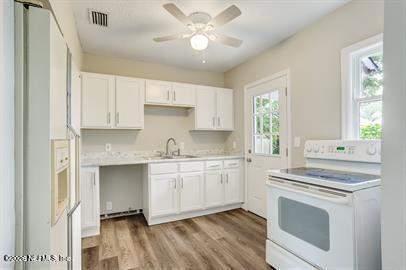 4826 Riverdale Road, Jacksonville FL - photo 6 of 10