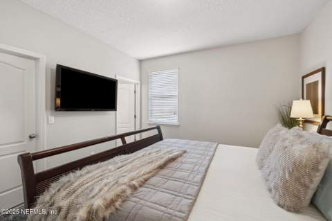 5140 Clapboard Creek Drive, Jacksonville FL - photo 18 of 63