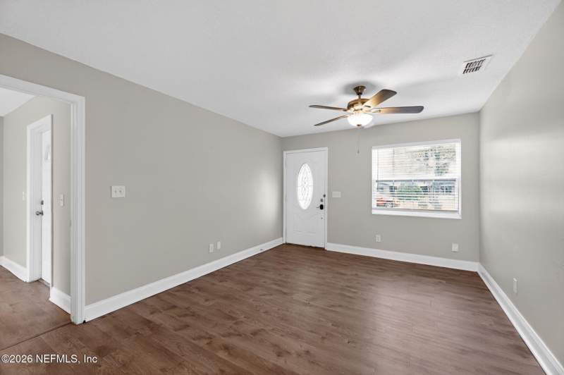 3 bedroom Single Family Residence at 5426 Enchanted Drive, Oak Hill, Jacksonville — photo 2