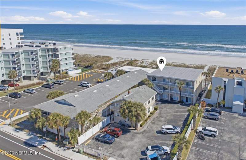 1 bedroom Condominium at 811 1st Street #9, Sea View, Jacksonville Beach — photo 3