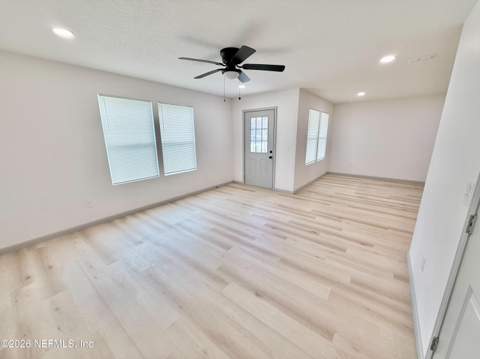 1625 W 27th Street, Jacksonville FL - photo 10 of 34