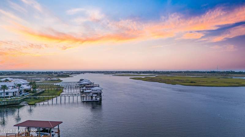 4 bedroom Single Family Residence at 4235 Stacey Road, Isle Of Palms, Jacksonville — photo 2