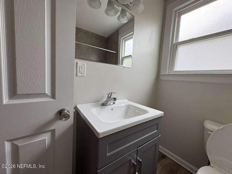3 bedroom Single Family Residence at 527 E 58th Street, Millers Buffalo Gard, Jacksonville — photo 3