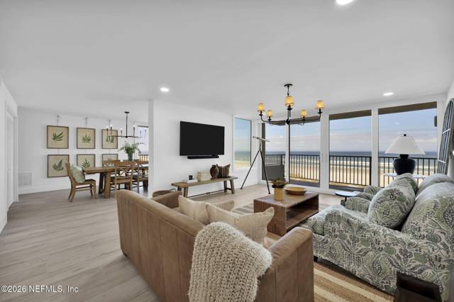 2100 OCEAN Drive #3E