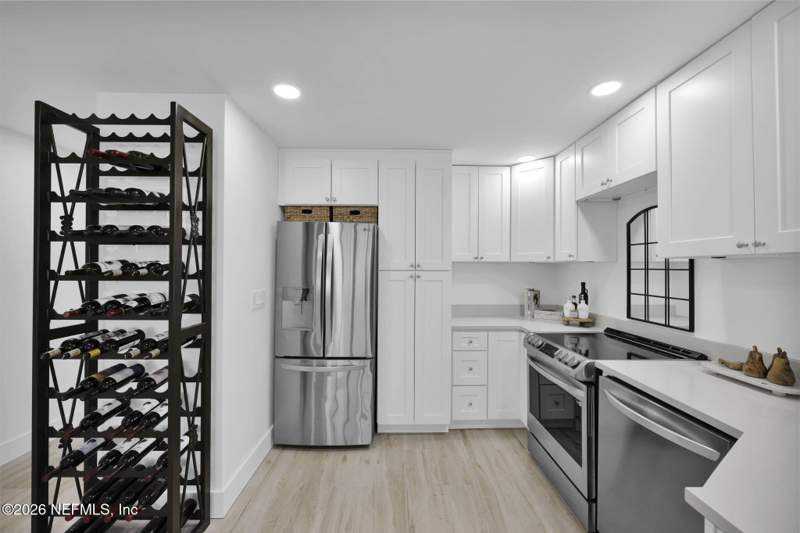 3 bedroom Condominium at 2100 Ocean Drive #3E, Ocean 21, Jacksonville Beach — photo 3