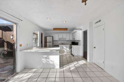 4822 Windrush Ln Lane #A-4-A, Jacksonville FL - photo 10 of 45