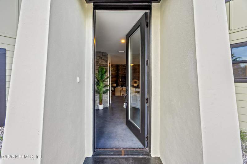 5 bedroom Single Family Residence at 3865 Sandy Shores Drive, University Park, Jacksonville — photo 5