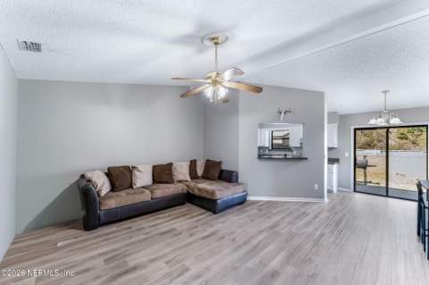 2662 San Francisco Boulevard #B, Orange Park FL - photo 7 of 24