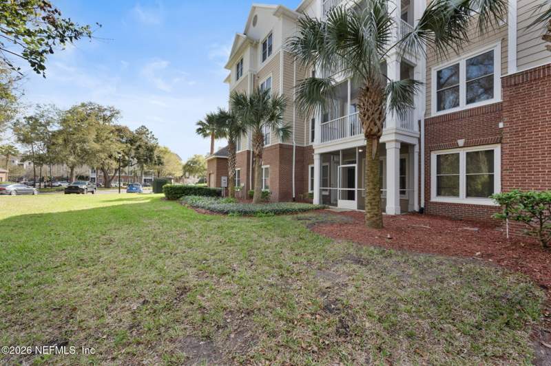 2 bedroom Condominium at 13364 Beach Boulevard #607, Wolf Creek, Jacksonville — photo 4