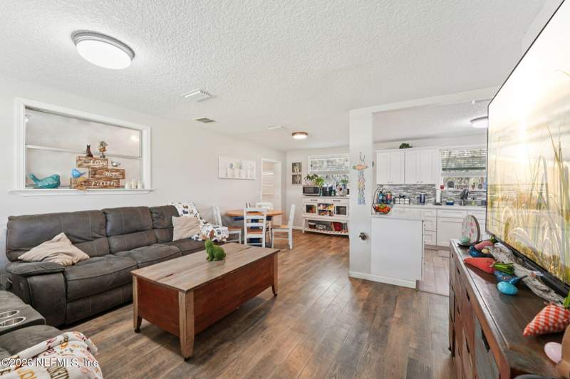 4 bedroom Single Family Residence at 5822 Trout River Boulevard, Carter Donation, Jacksonville — photo 3