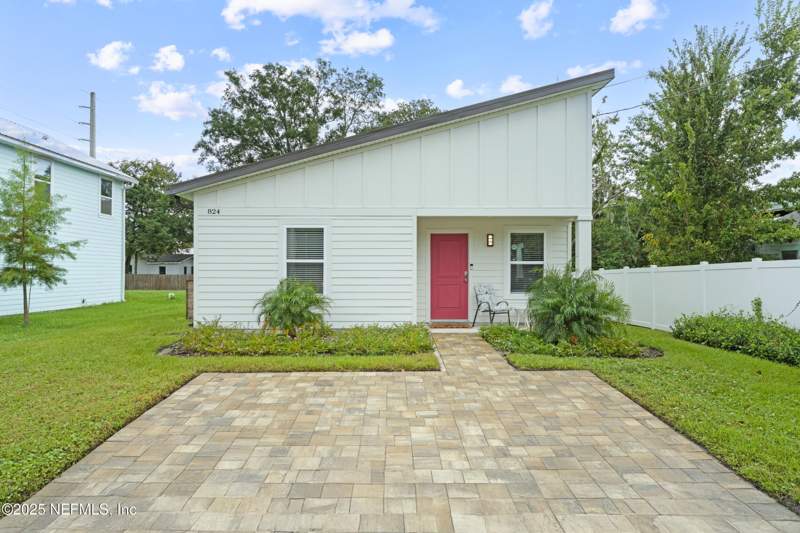 2 bedroom Single Family Residence at 824 S Rodriquez Street, Huertas Grant, St. Augustine — photo 2
