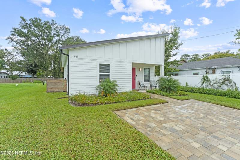 2 bedroom Single Family Residence at 824 S Rodriquez Street, Huertas Grant, St. Augustine — photo 3