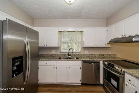 1007 Grove Park Lane, Orange Park FL - photo 8 of 15