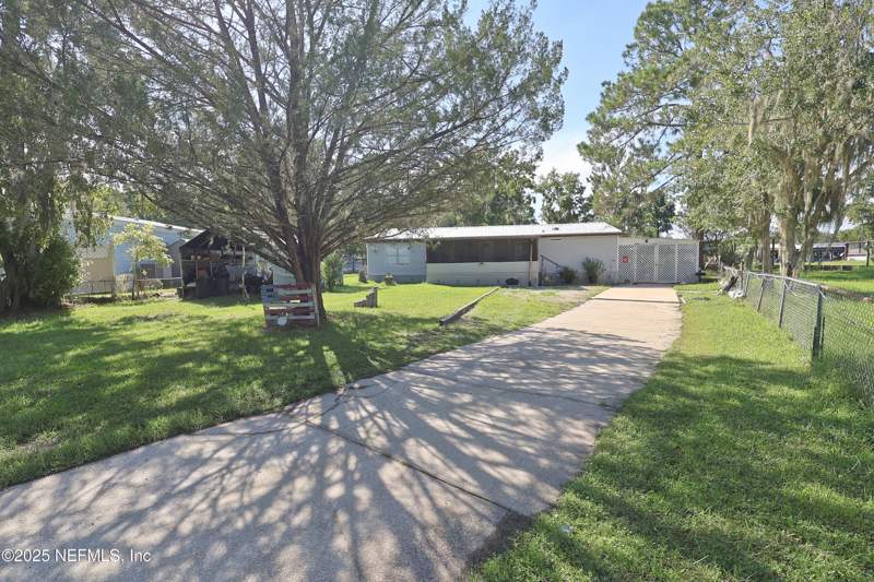 3 bedroom Manufactured Home at 138 Edgewater Road, St Johns Riverside Ests M, Satsuma — photo 2