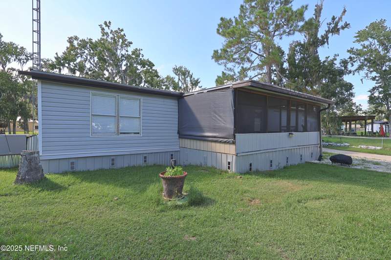 3 bedroom Manufactured Home at 138 Edgewater Road, St Johns Riverside Ests M, Satsuma — photo 5