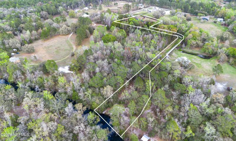 4 bedroom Single Family Residence at 4333 Hawk Haven Road, Middleburg, Middleburg — photo 4
