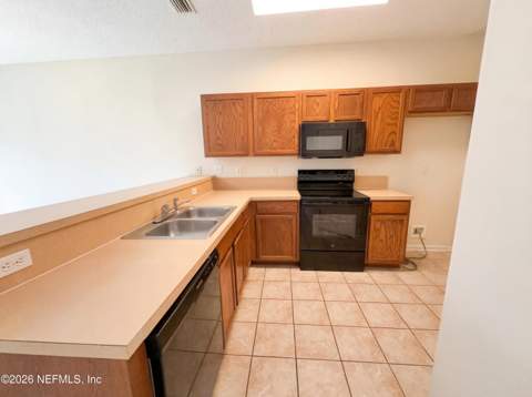 1539 Biscayne Bay Drive, Jacksonville FL - photo 9 of 16