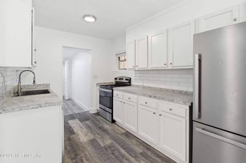 3 bedroom Single Family Residence at 5405 Windermere Drive, River Forest, Jacksonville — photo 5