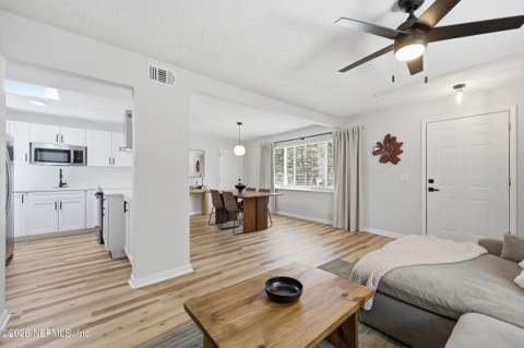 1224 Neva Street, Jacksonville FL - photo 8 of 35