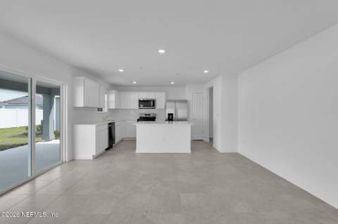 7070 Sandperch Street, Jacksonville FL - photo 10 of 28