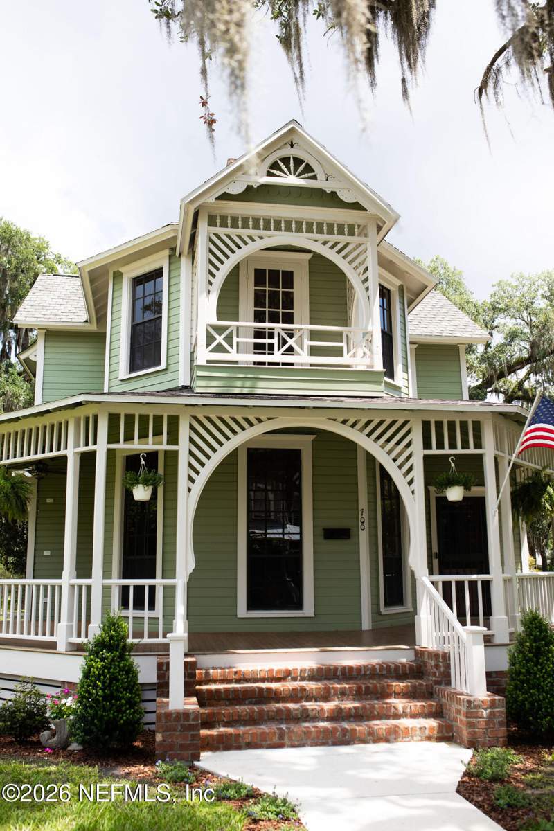 4 bedroom Single Family Residence at 700 Walnut Street, Green Cove, Green Cove Springs — photo 4