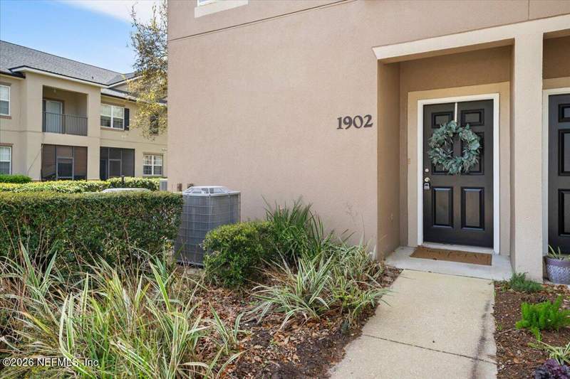 3 bedroom Condominium at 12301 Kernan Forest Boulevard #1902, Hammock Grove, Jacksonville — photo 3