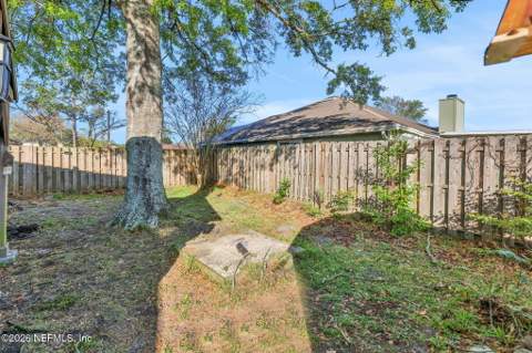 8457 Sugartree Drive, Jacksonville FL - photo 24 of 30
