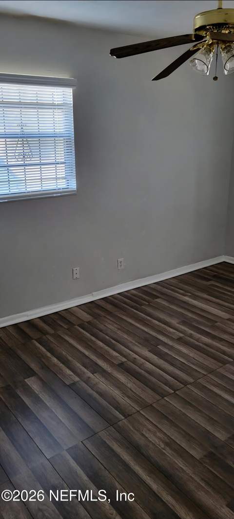 8524 Howell Drive, Jacksonville FL - photo 17 of 20