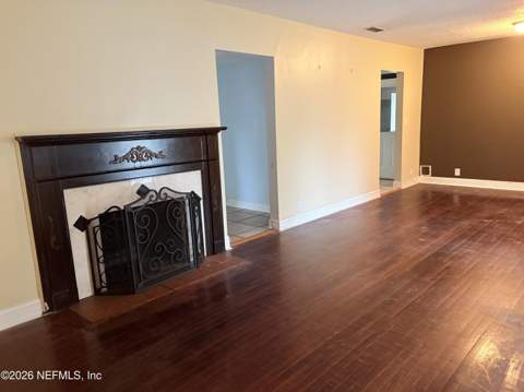 4840 Colonial Avenue, Jacksonville FL - photo 9 of 11