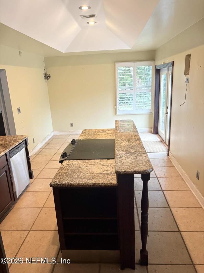 3 bedroom Single Family Residence at 4840 Colonial Avenue, Lakeshore, Jacksonville — photo 4
