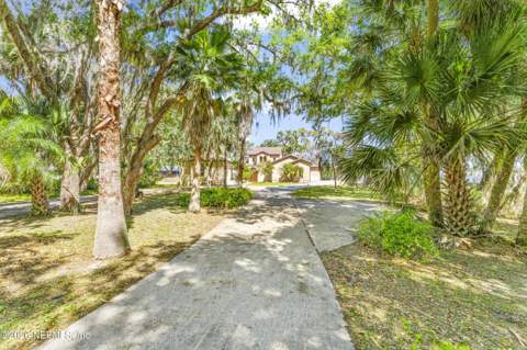 530 Clifton Road, Crescent City FL - photo 7 of 70