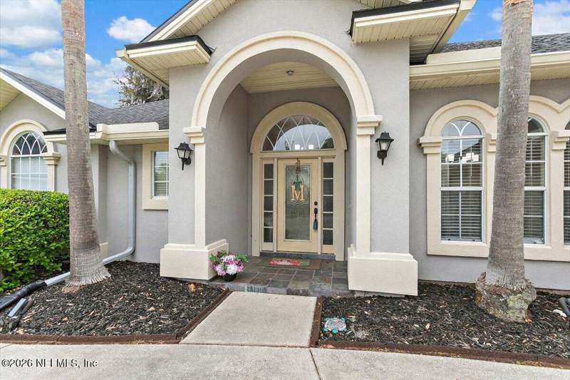 4 bedroom Single Family Residence at 1858 Sentry Oak Court, Margarets Walk, Fleming Island — photo 2