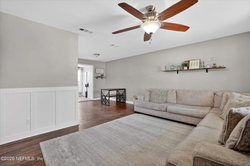 3 bedroom Single Family Residence at 11259 Soforenko Drive, San Mateo, Jacksonville — photo 4