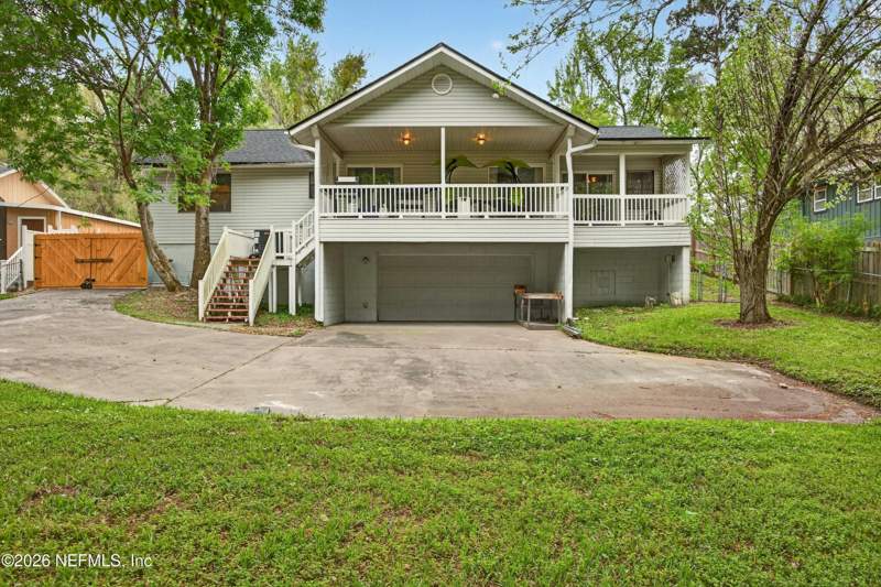 3 bedroom Single Family Residence at 2060 Cornell Road, Black Creek Hills, Middleburg — photo 2