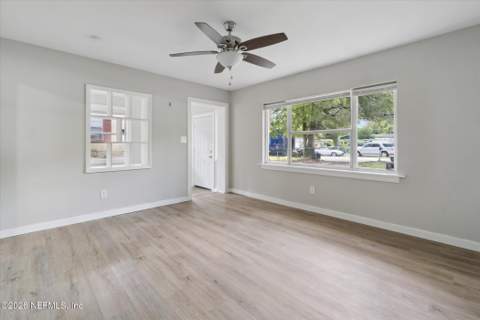 2569 Orchard Street, Jacksonville FL - photo 8 of 27